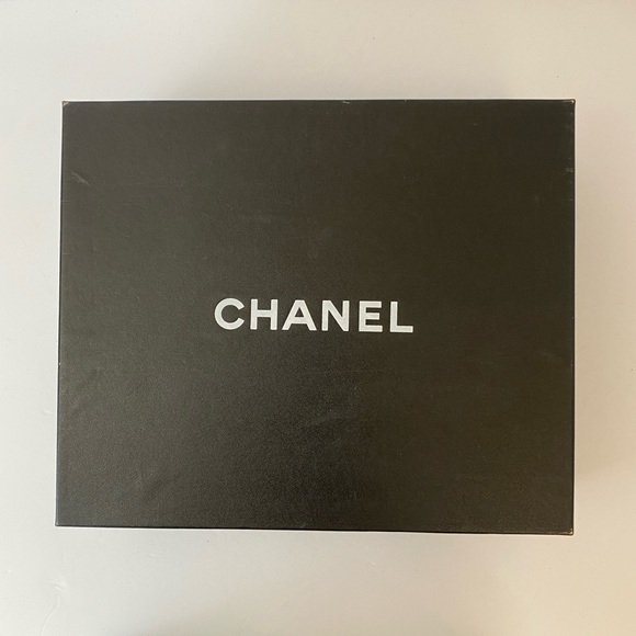 Chanel Black and Grey Patent Platform Cap Toe Pumps - Picture 12 of 12